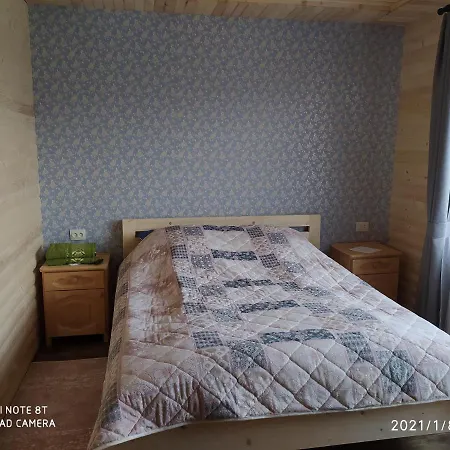 Брусниця بيت ضيافة